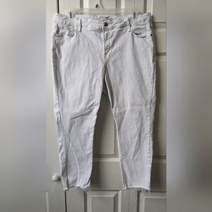 Old Navy Women's Cropped White Jeans
